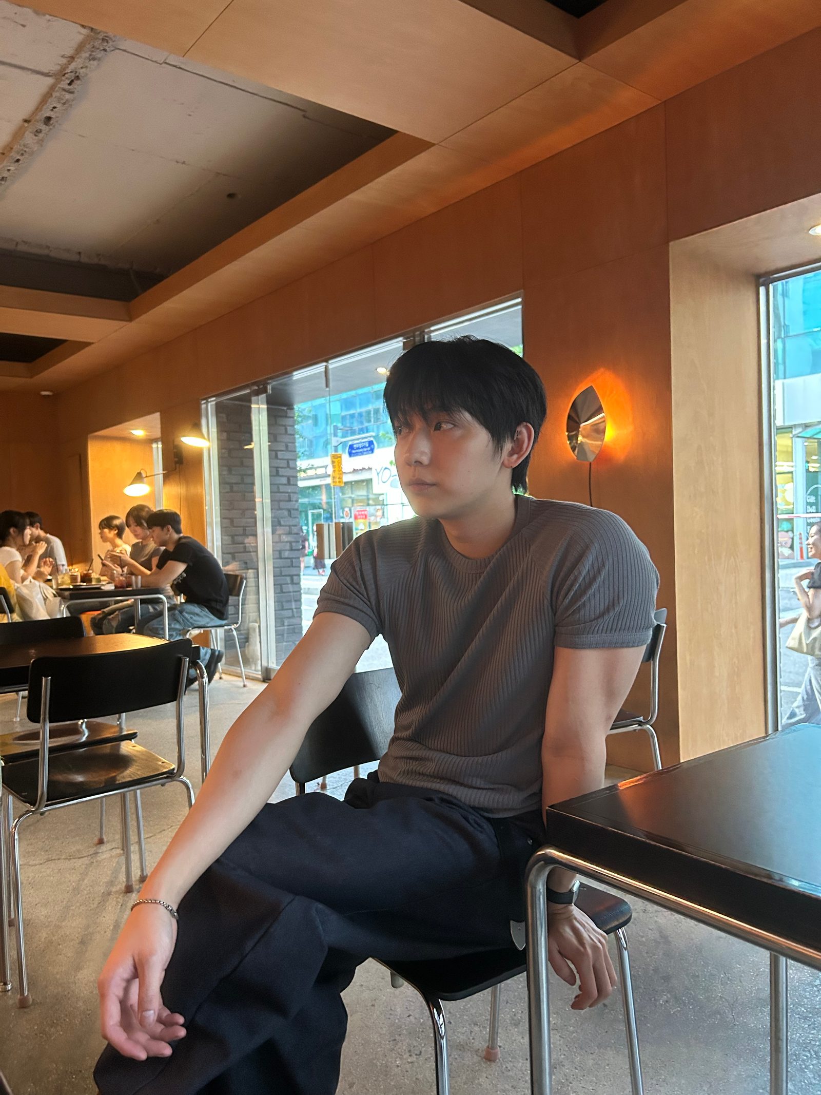 래글런 골지 슬림 반팔티 상세 이미지 4